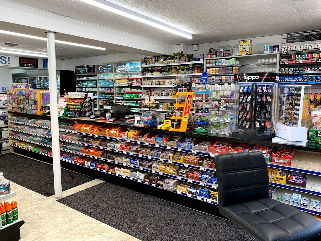 Corner Stop | 221 Newfield St, Middletown, CT 06457 | Phone: (860) 347-1078