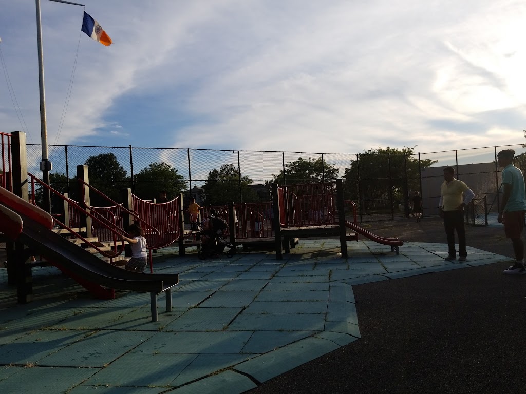 Bellerose Playground | 248-05 85th Ave, Queens, NY 11426 | Phone: (212) 639-9675