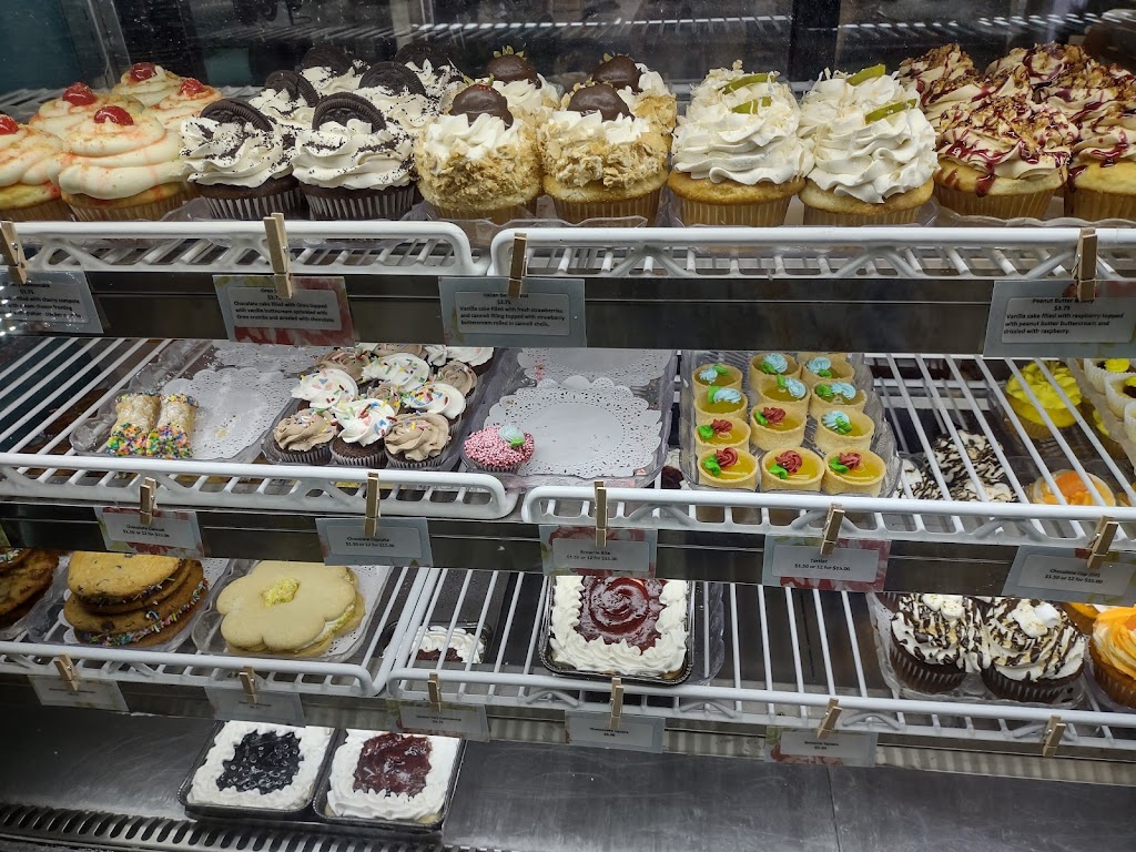 A Sweet Memory Cake Shoppe and Tea Room | 521 US-9, Waretown, NJ 08758 | Phone: (609) 242-0153