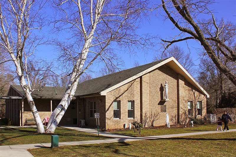 Saint Pius X Catholic Church | 310 Westfield St, Middletown, CT 06457 | Phone: (860) 347-4441