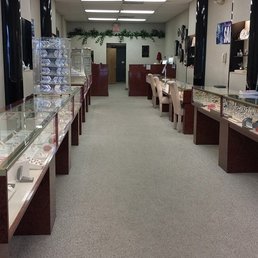 Crestwood Jewelers | 1009 NJ-70, Manchester Township, NJ 08759 | Phone: (732) 323-8800