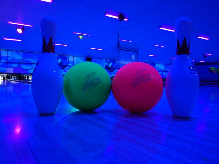 Apple Valley Bowl | 1304 S Main St, Plantsville, CT 06479 | Phone: (860) 628-4553