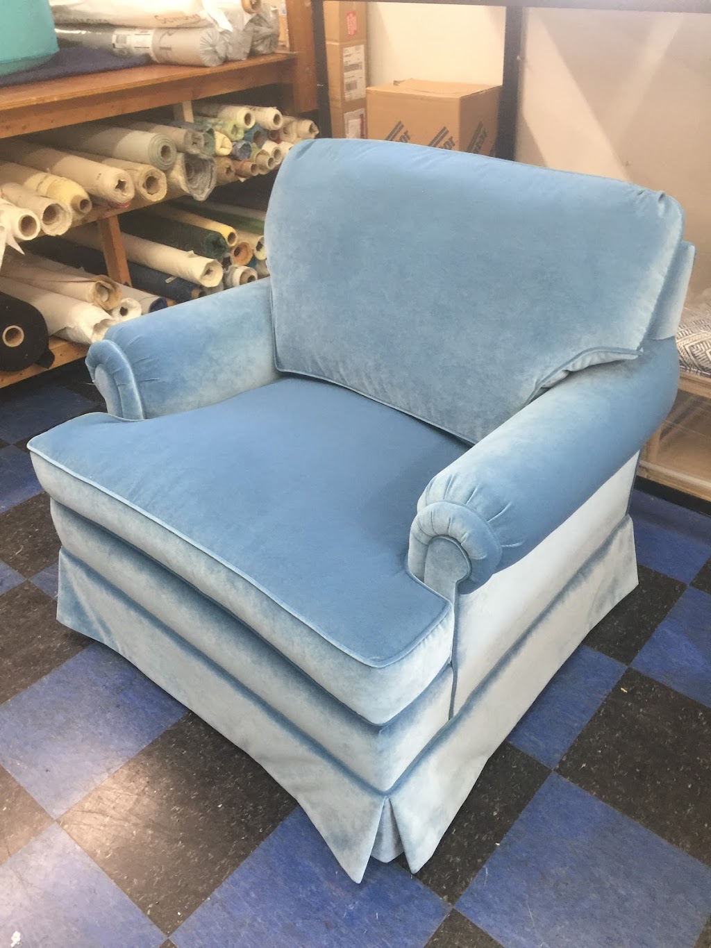Gails Upholstery & Decorating | 1075 Franklinville Rd, Laurel, NY 11948 | Phone: (631) 298-9568