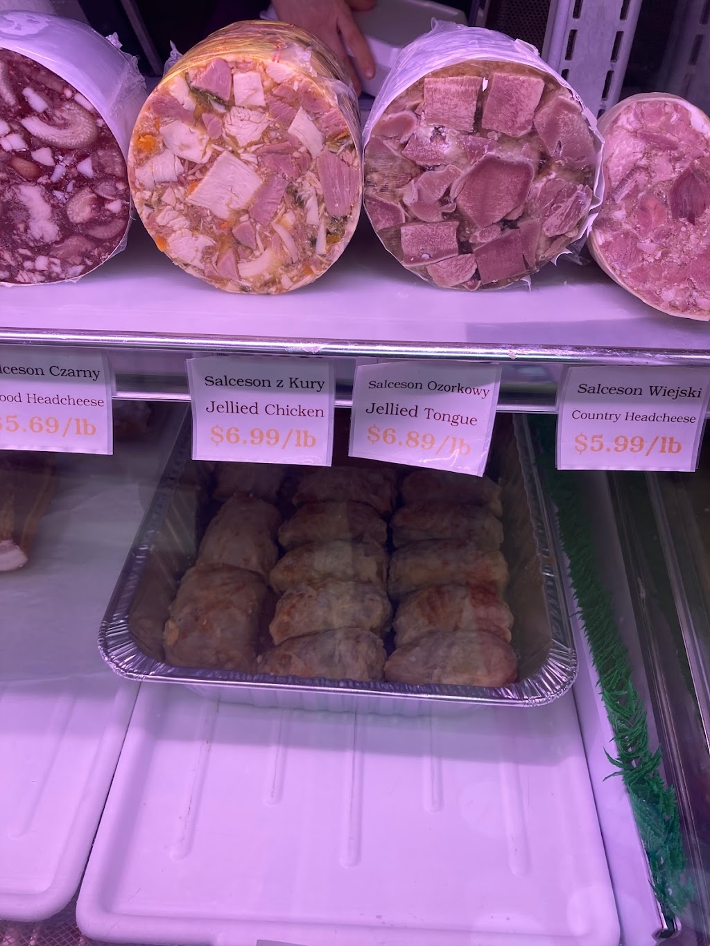 Bernats Polish Meat Products | 895 Meadow St, Chicopee, MA 01013 | Phone: (413) 594-8768