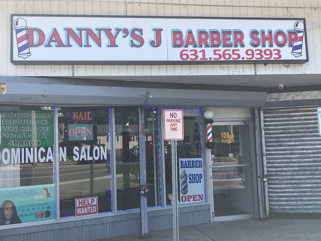 Dannys J Barber Shop | 126 W Suffolk Ave, Central Islip, NY 11722 | Phone: (631) 565-9393