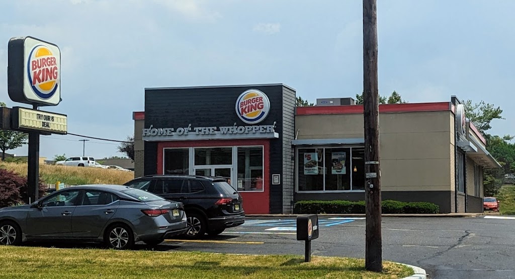 Burger King | 22 Hampton House Rd, Newton, NJ 07860 | Phone: (973) 383-0253