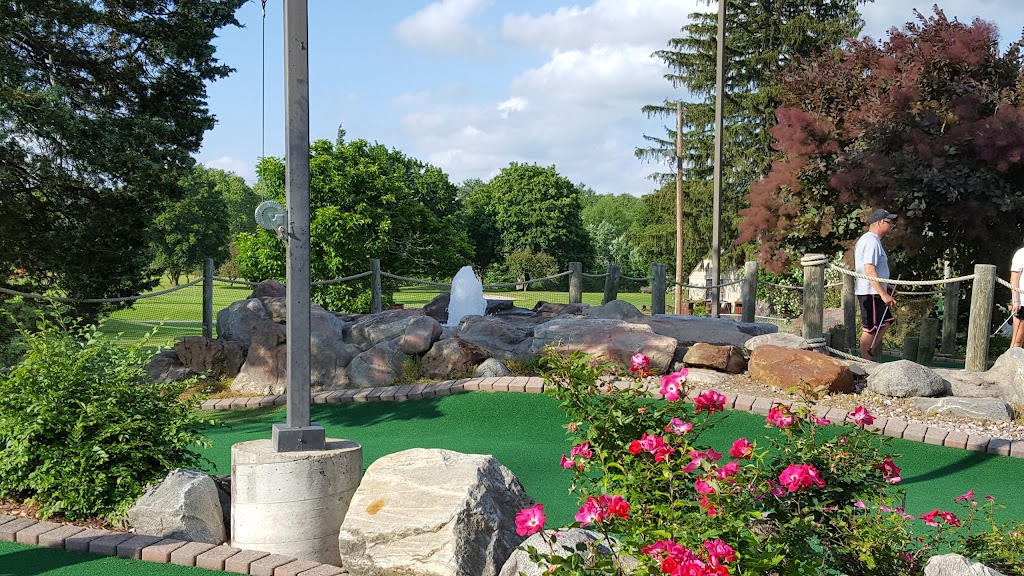 Fenway Golf | 112 Allen St, East Longmeadow, MA 01028 | Phone: (413) 525-4444