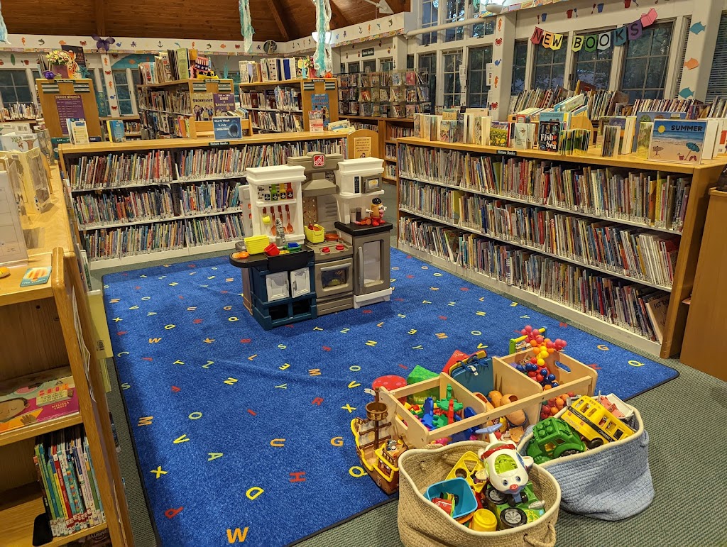 Oyster Bay - East Norwich Public Library | 89 E Main St, Oyster Bay, NY 11771 | Phone: (516) 922-1212