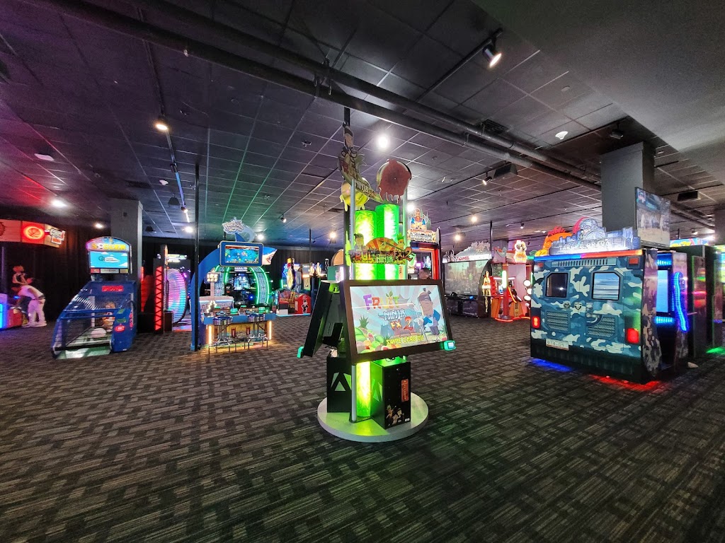 Dave & Busters Pelham Manor | 881 Pelham Pkwy, Pelham Manor, NY 10803 | Phone: (914) 380-8500