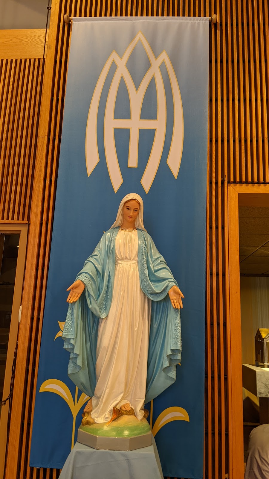 Our Lady of Lourdes Roman Catholic Church | 300 Central Ave, Mountainside, NJ 07092 | Phone: (908) 232-1162