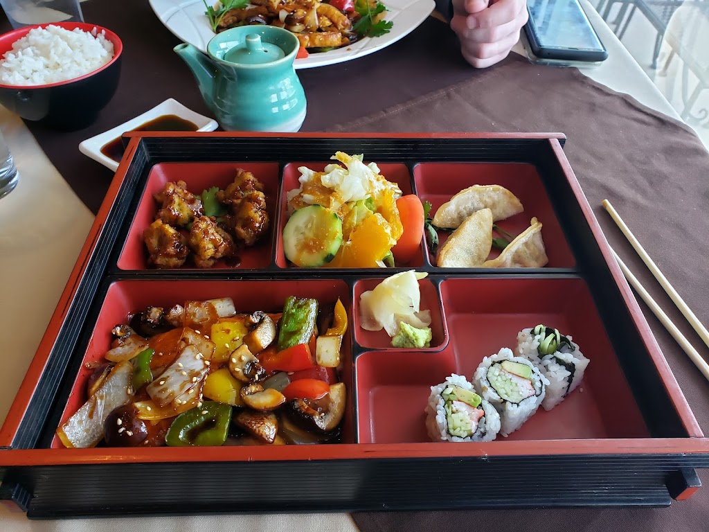 Umai Japanese Restaurant | 220 Pennbrook Pkwy, Lansdale, PA 19446 | Phone: (215) 855-5544