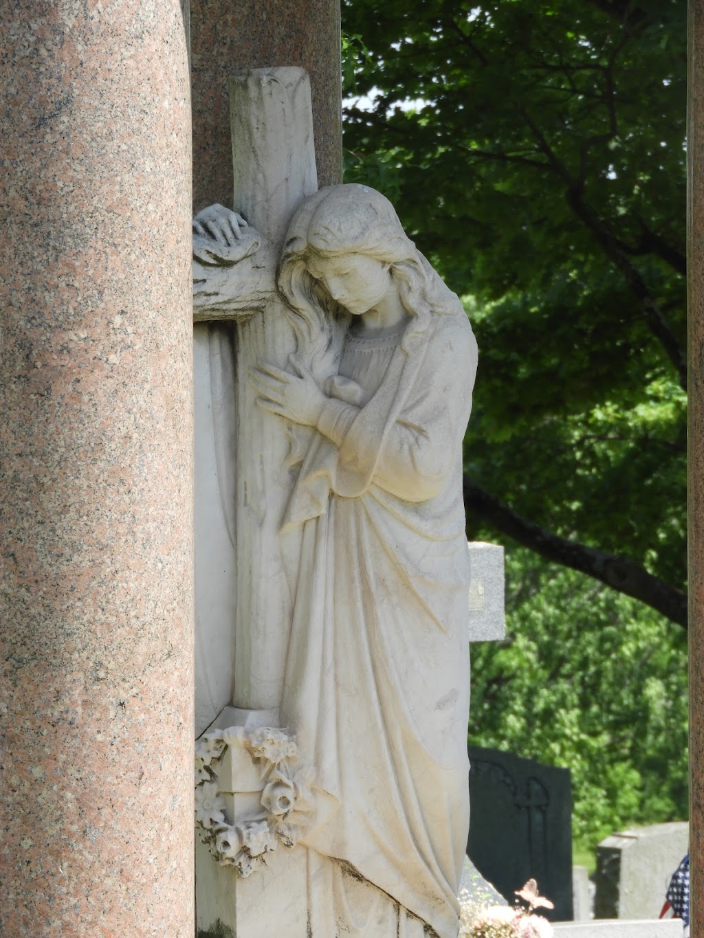 Saint Lawrence Cemetery | 280 Derby Ave, West Haven, CT 06516 | Phone: (203) 624-3980