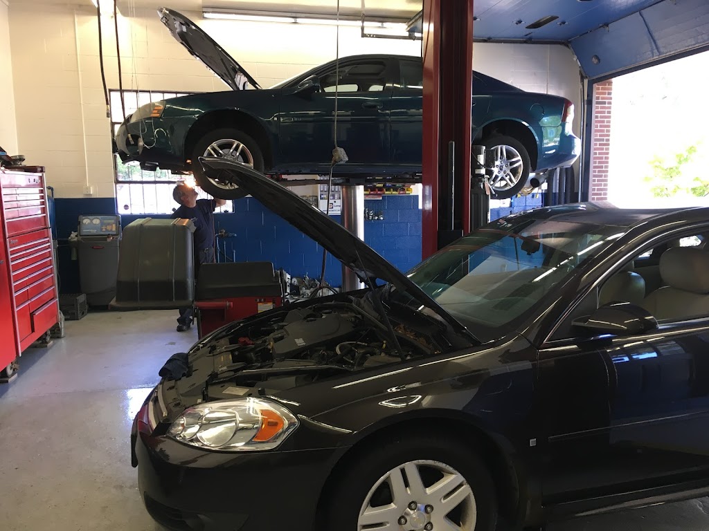 Hillside Automotive Center Inc | 54 Hillside Ave, Hartford, CT 06106 | Phone: (860) 951-1083