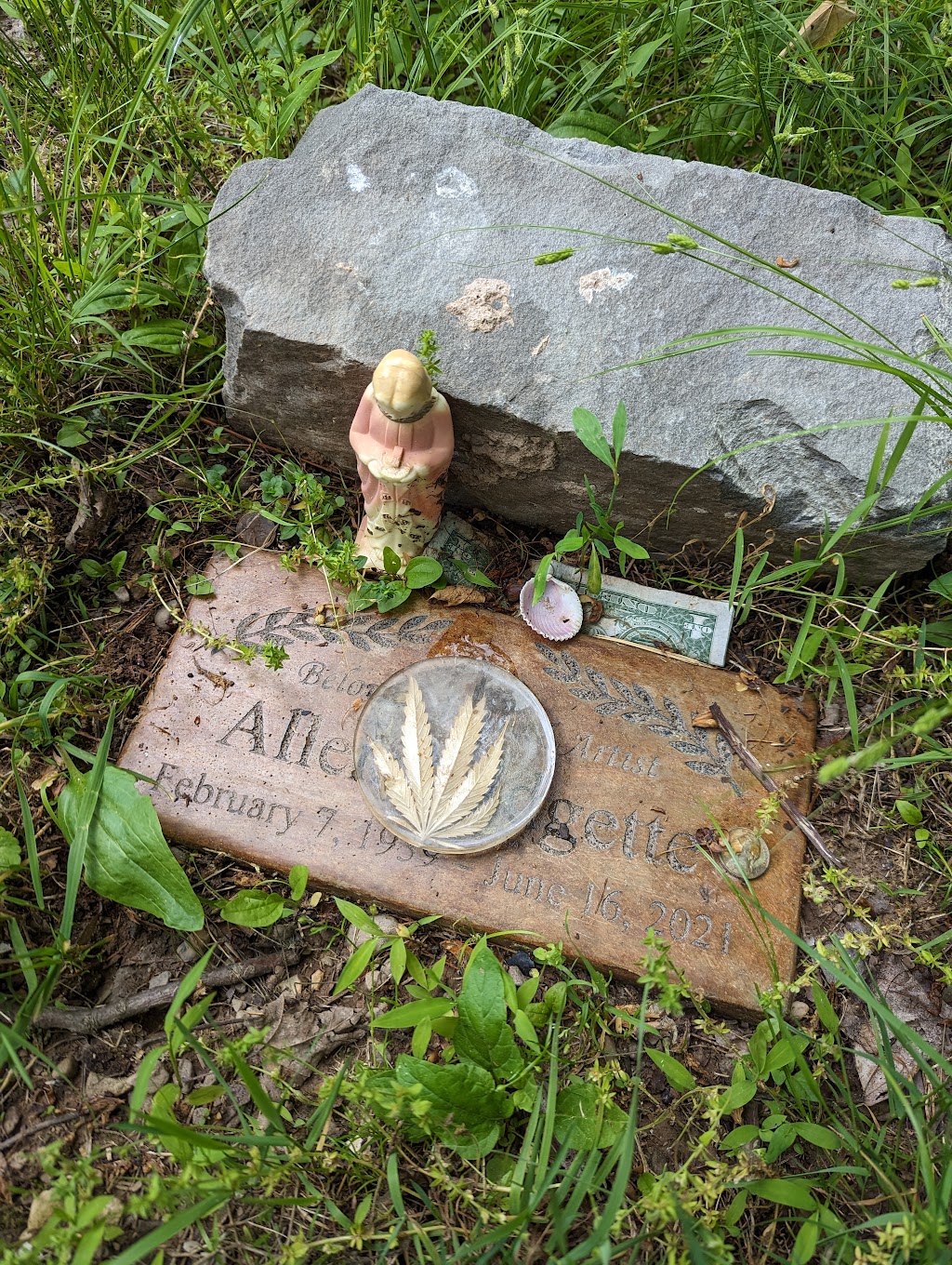 Woodstock Artists Cemetery | 12 Mountainview Ave, Woodstock, NY 12498 | Phone: (845) 679-2713