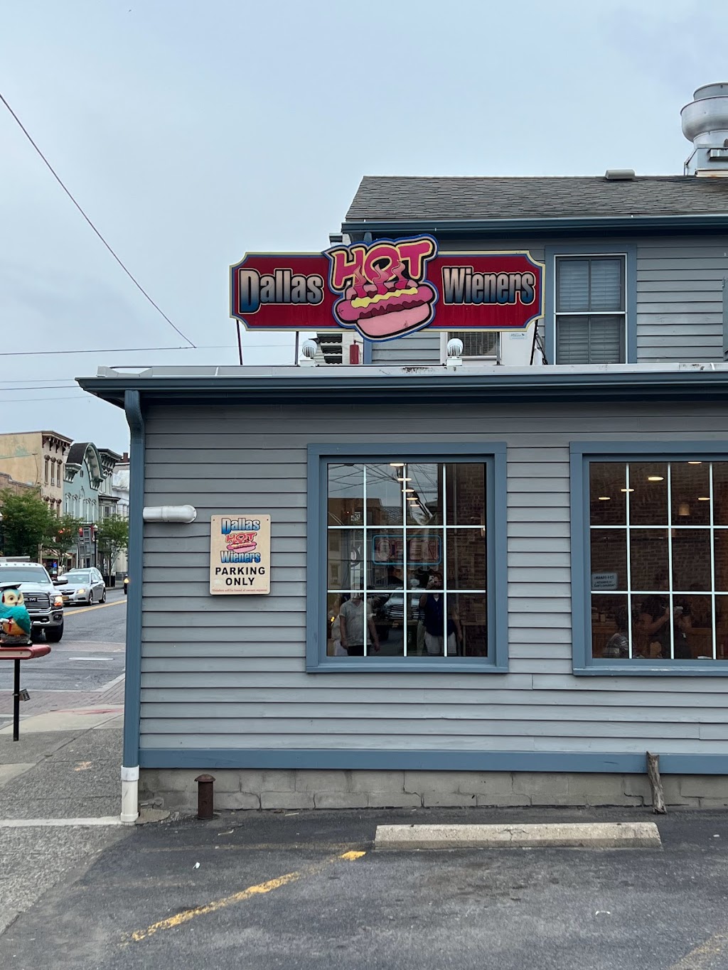 Dallas Hot Wieners | 215 Main St, Saugerties, NY 12477 | Phone: (845) 246-4080