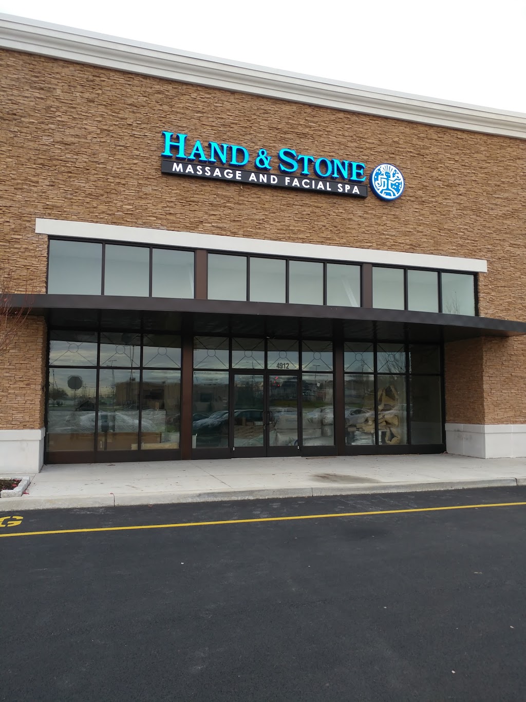 Hand and Stone Massage and Facial Spa | 4912 Edgmont Ave, Brookhaven, PA 19015 | Phone: (610) 616-5788