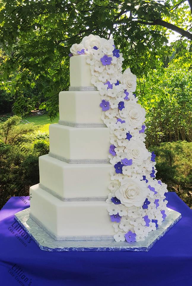 Lillians Cake Creations | 197 Beach Rd, Wolcott, CT 06716 | Phone: (203) 217-6050