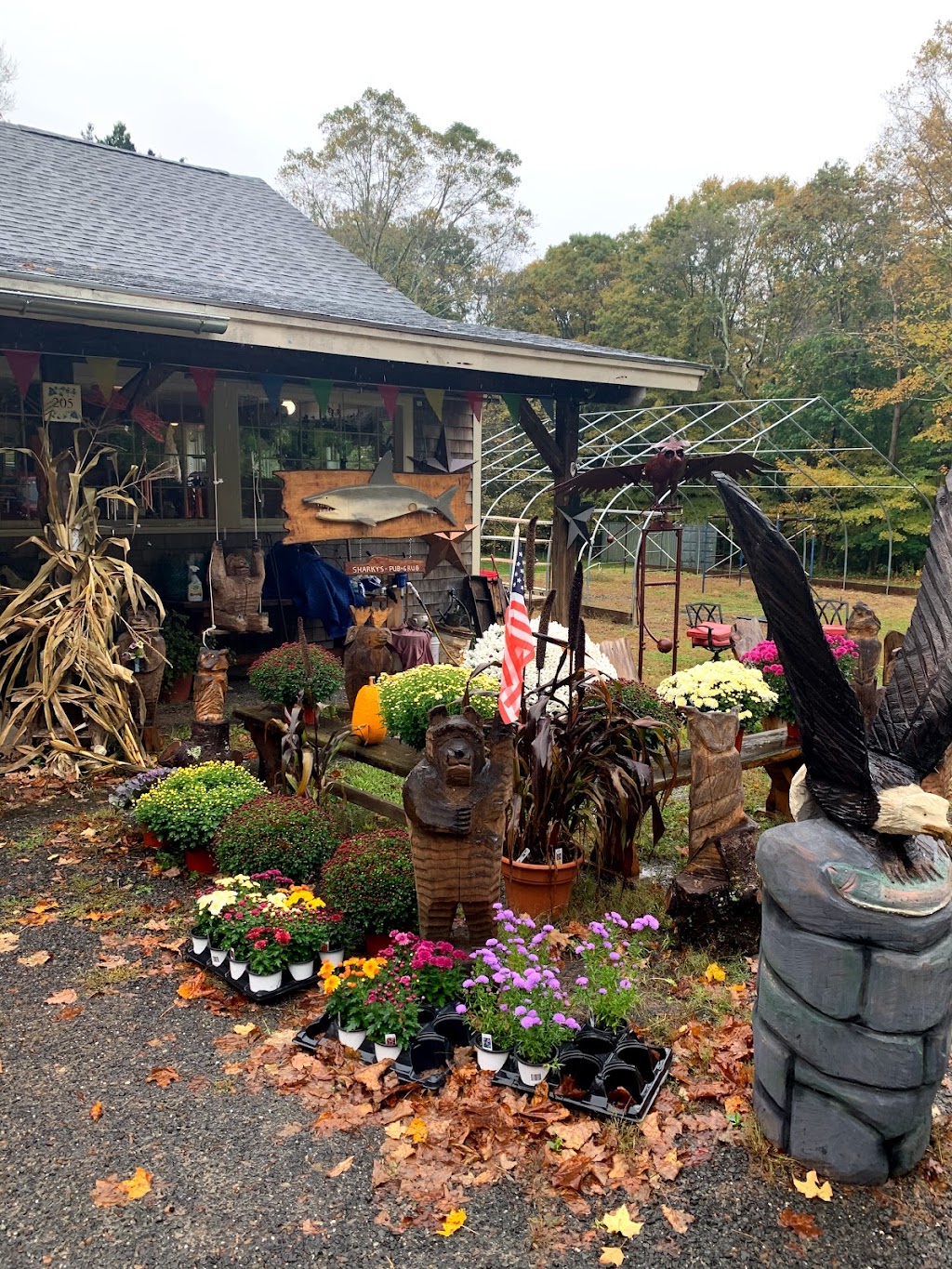 Dianes Gift and Garden | 205 Main St S, Bethlehem, CT 06751 | Phone: (203) 509-4515