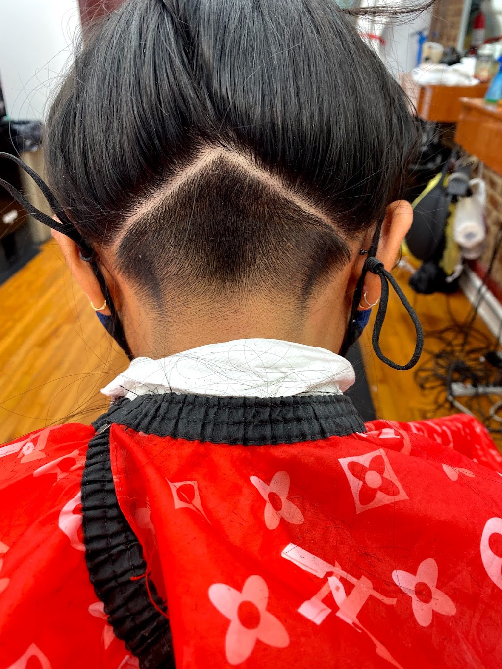 Williamsburg Barber - Barber In Williamsburg | 114 Bushwick Ave, Brooklyn, NY 11206 | Phone: (347) 331-3357