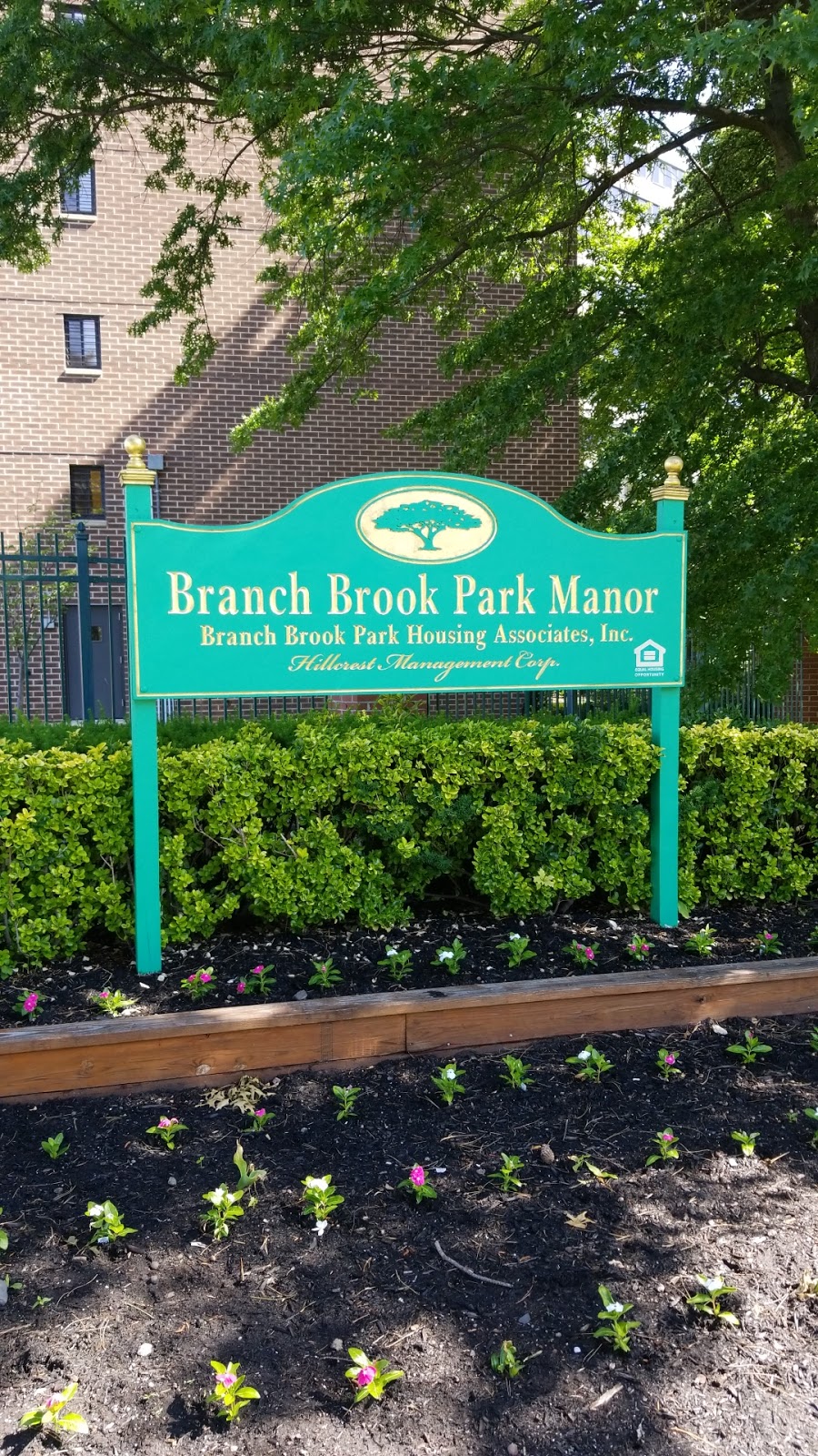 Branchbrook Park Manor | Branch Brook Park Plaza, Newark, NJ 07104 | Phone: (973) 481-2615