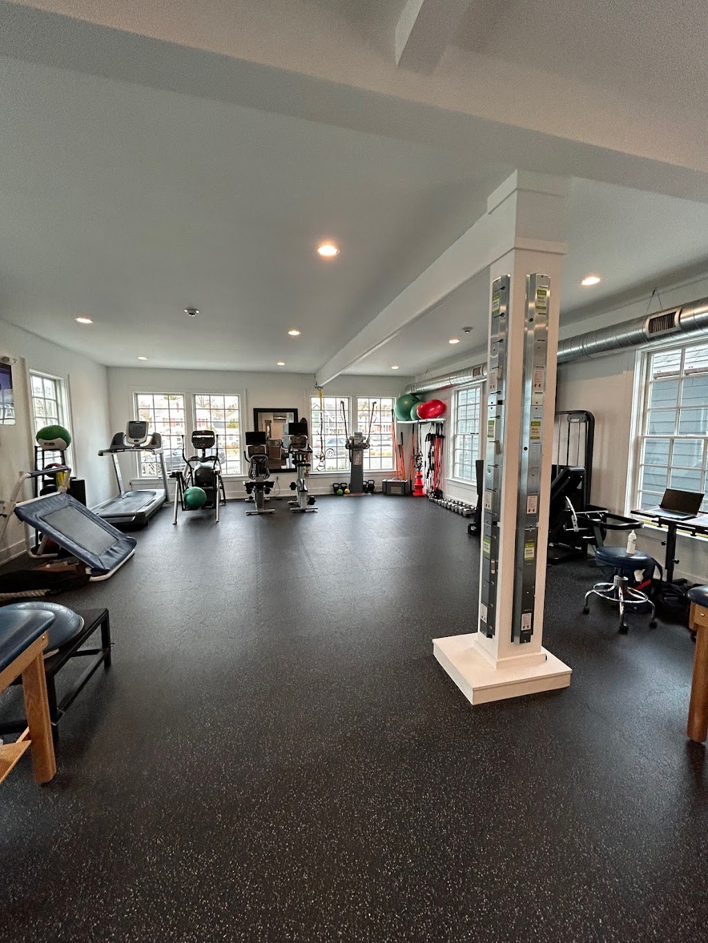 ActiveCare Physical Therapy | 27 US-202 Suite 5, Far Hills, NJ 07931 | Phone: (908) 375-8881