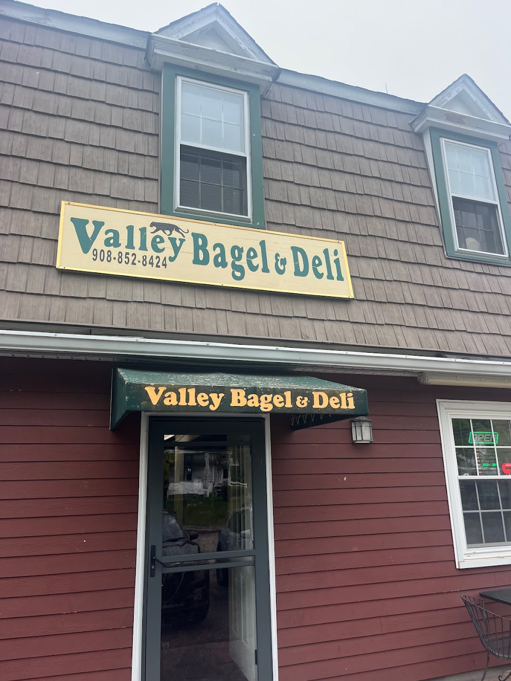 Valley Bagel & Deli | 1565 County Rd 517, Allamuchy Township, NJ 07820 | Phone: (908) 852-8424