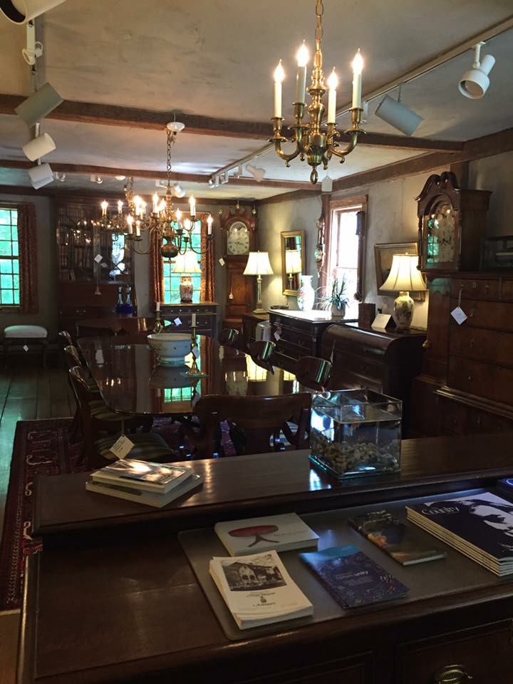 Mill House Antiques | 1068 Main St N, Woodbury, CT 06798 | Phone: (203) 263-3446