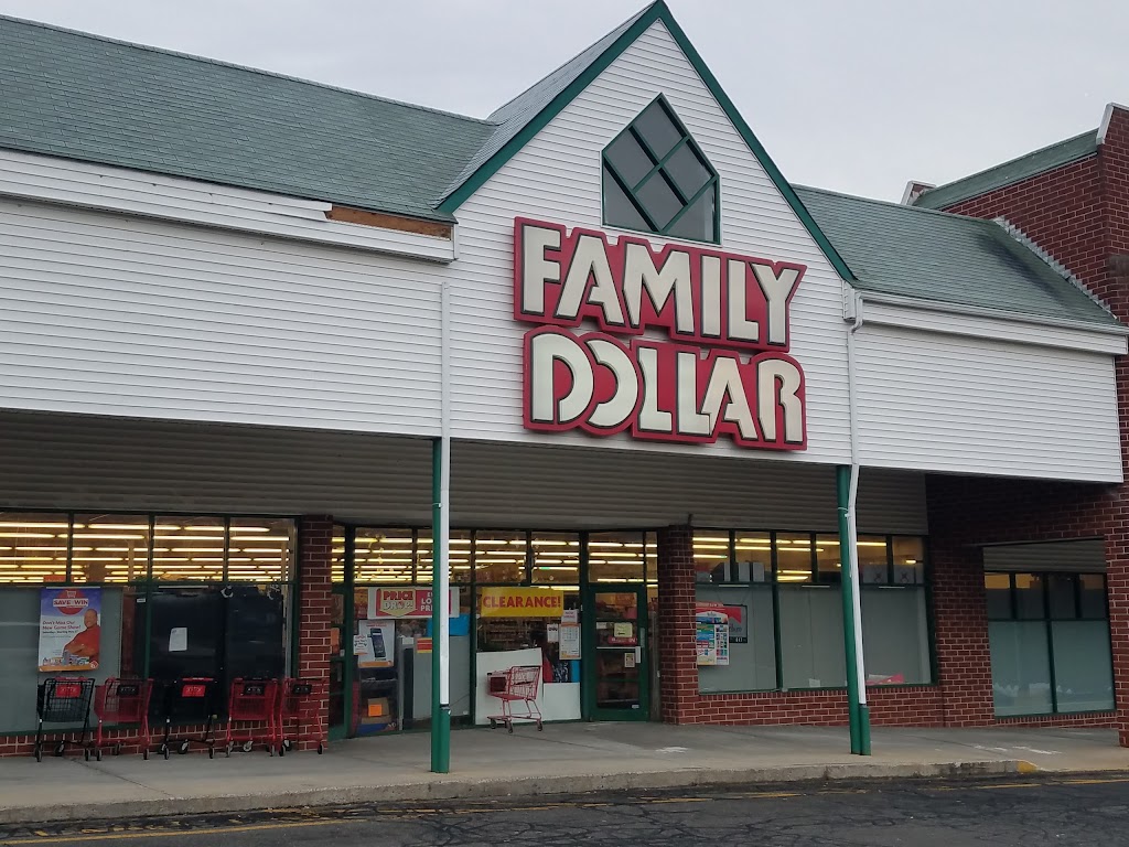 Family Dollar | 799 New Haven Rd, Naugatuck, CT 06770 | Phone: (203) 490-1027