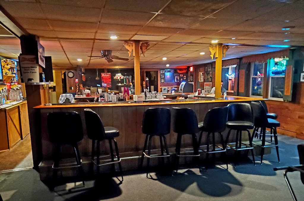 Old Rangers Inn | 905 PA-390, Greentown, PA 18426 | Phone: (570) 676-3905