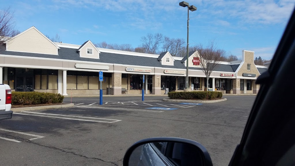 Southbury Plaza Shopping Center | 100 Main St N, Southbury, CT 06488 | Phone: (203) 264-0780