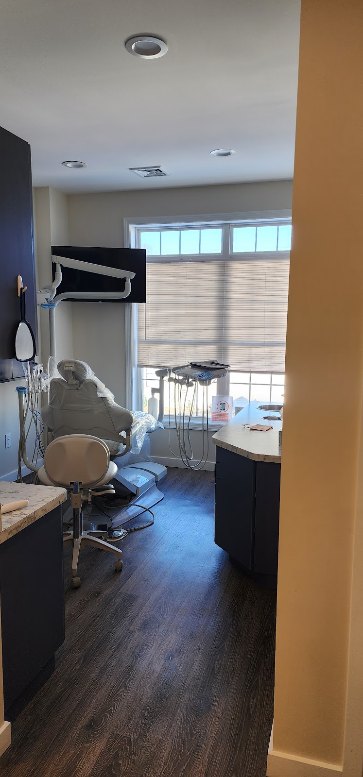 Constant Dental Care | 1131 West St Building 1 Suite 5, Southington, CT 06489 | Phone: (860) 414-6897