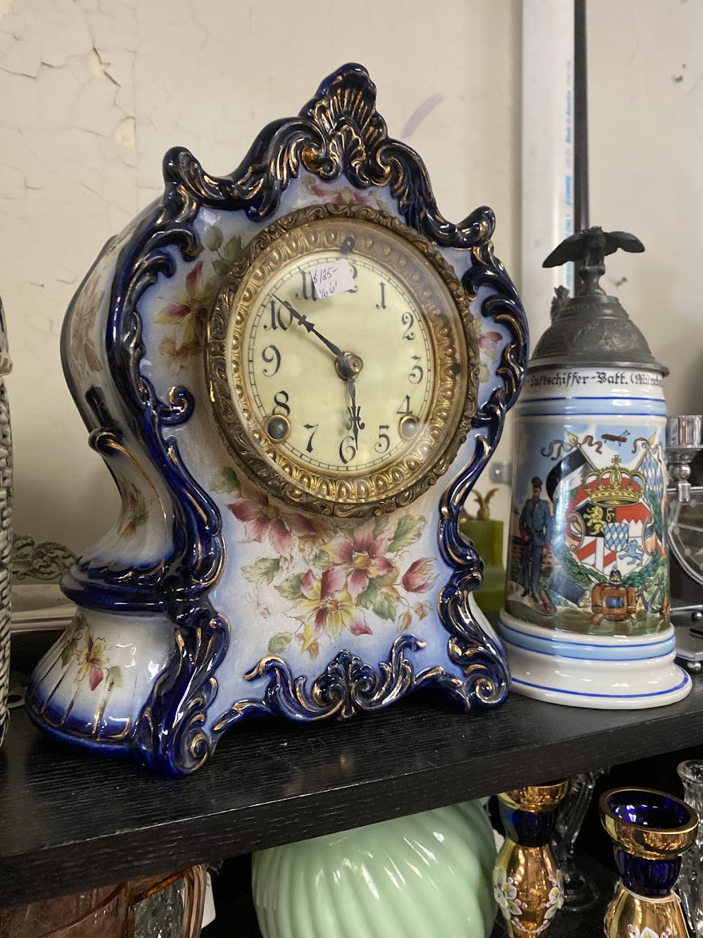 Grant City Antiques | 1144 S Railroad Ave, Staten Island, NY 10306 | Phone: (646) 241-5456