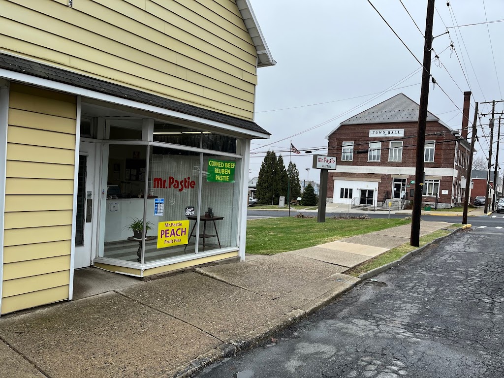 Mr Pastie Takeout | 10 E Bell Ave, Pen Argyl, PA 18072 | Phone: (610) 863-9091