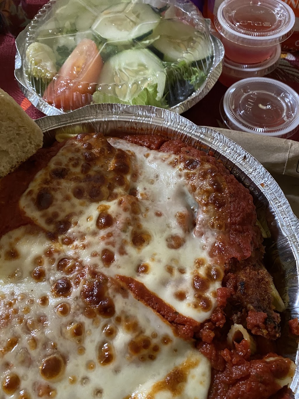 Di Romas Pizzeria of Stratford,Connecticut | 817 Success Ave, Stratford, CT 06614 | Phone: (203) 612-7797