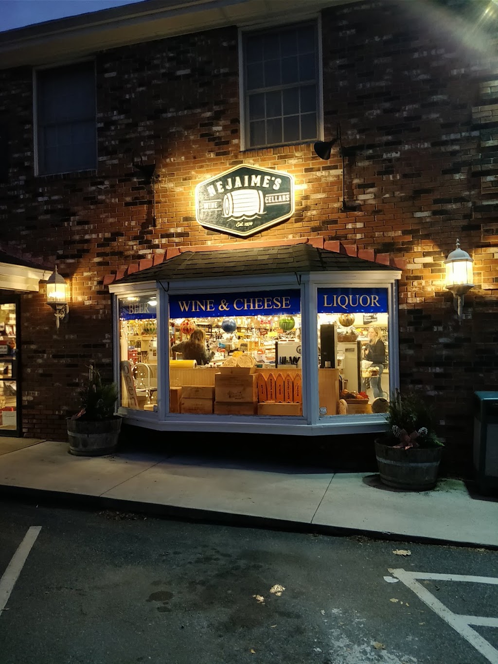 Nejaimes Wine Cellar | 3 Elm St, Stockbridge, MA 01262 | Phone: (413) 298-3454