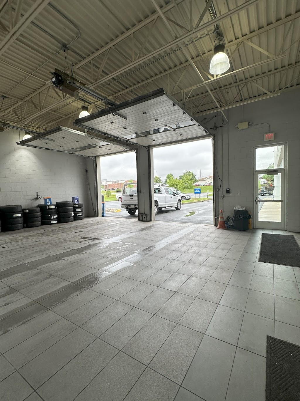 Nazareth Ford Service Center | 4067 Jandy Blvd Building 2, Nazareth, PA 18064 | Phone: (610) 572-1435