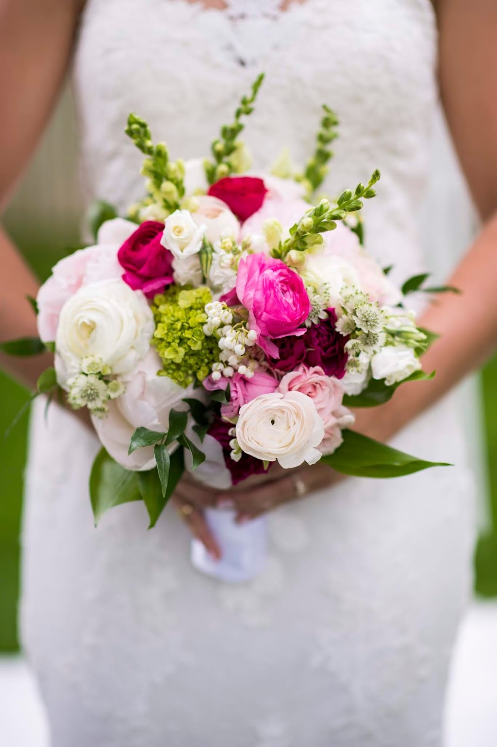 Petals floral & Party Design | 200 Forest Ave, Locust Valley, NY 11560 | Phone: (516) 674-9325