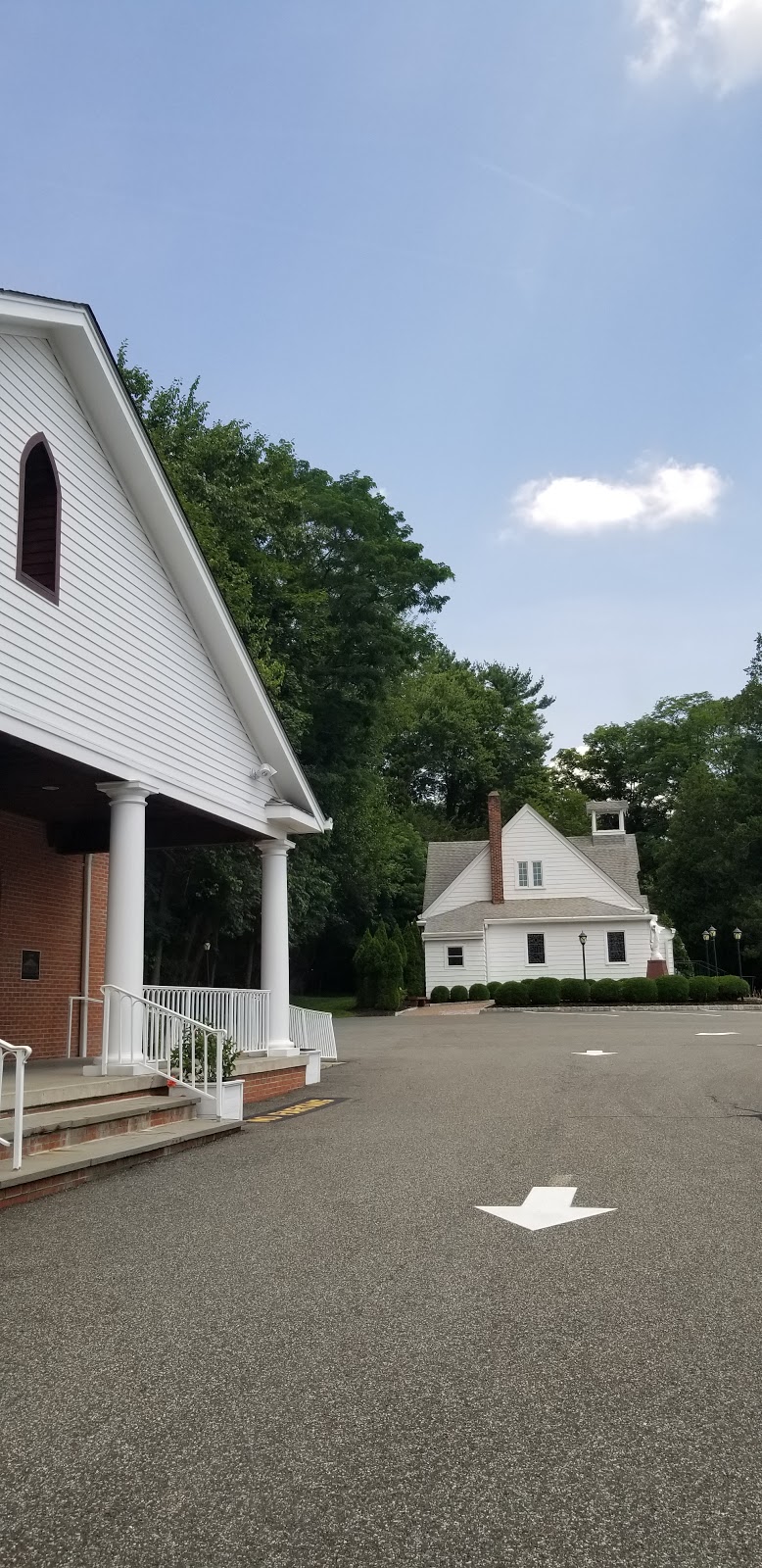 Our Lady of the Sacred Heart Church | 120 Kings Hwy, Tappan, NY 10983 | Phone: (845) 359-1230