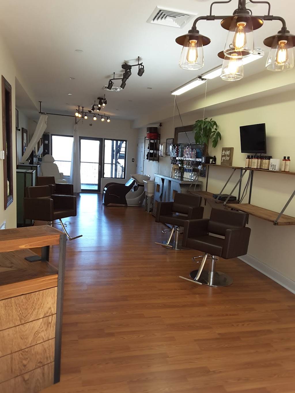 Embrace U Salon | 7-11, Legion Dr, Valhalla, NY 10595 | Phone: (914) 469-4815