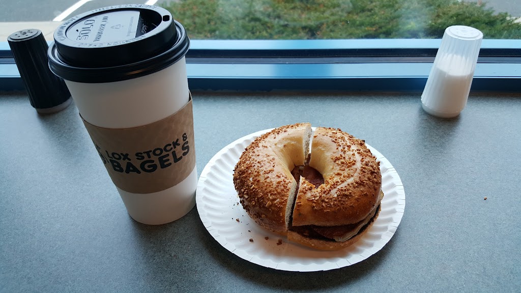 Lox Stock & Bagels | 1393 Blue Hills Ave, Bloomfield, CT 06002 | Phone: (860) 243-0147