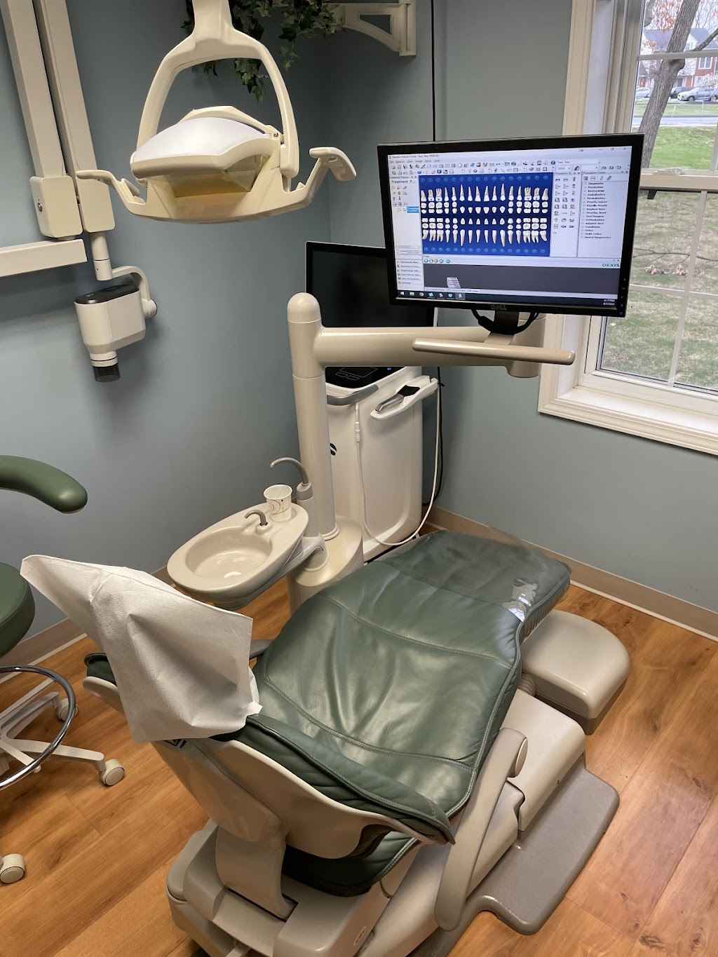 All Smiles of Connecticut | 2 Concorde Way Building #1, Windsor Locks, CT 06096 | Phone: (860) 623-3244