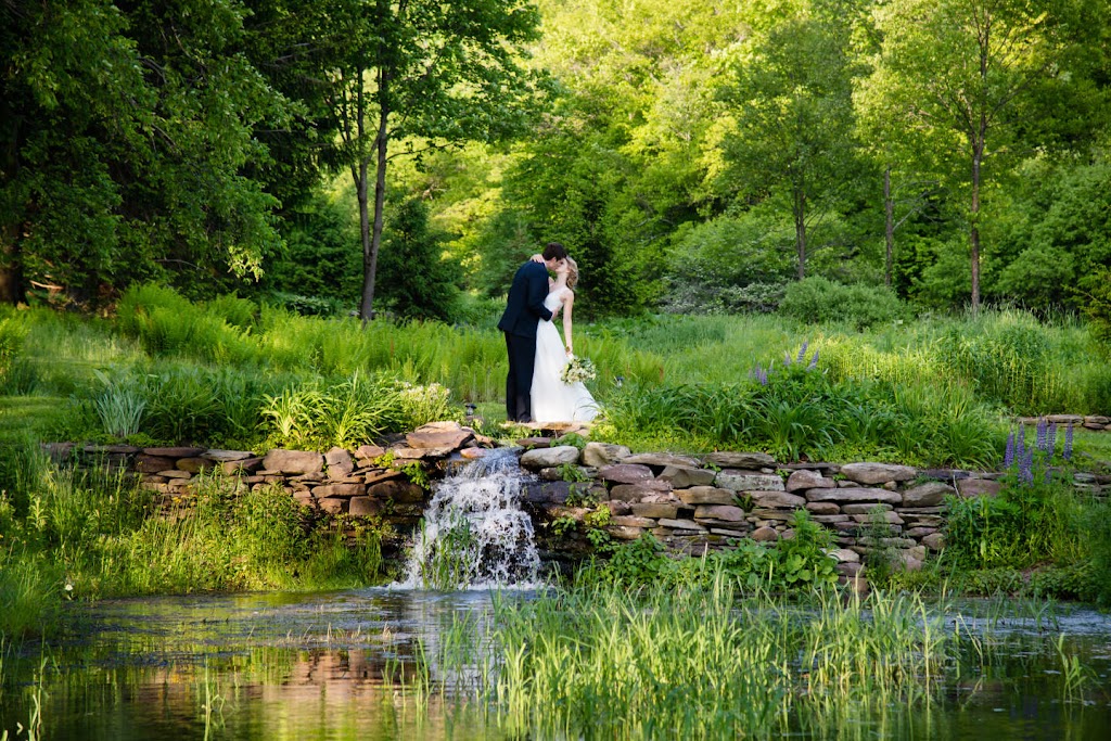 Catskill Barn Weddings at Natural Gardens | 304 Sutherland Rd, East Meredith, NY 13757 | Phone: (607) 746-2028