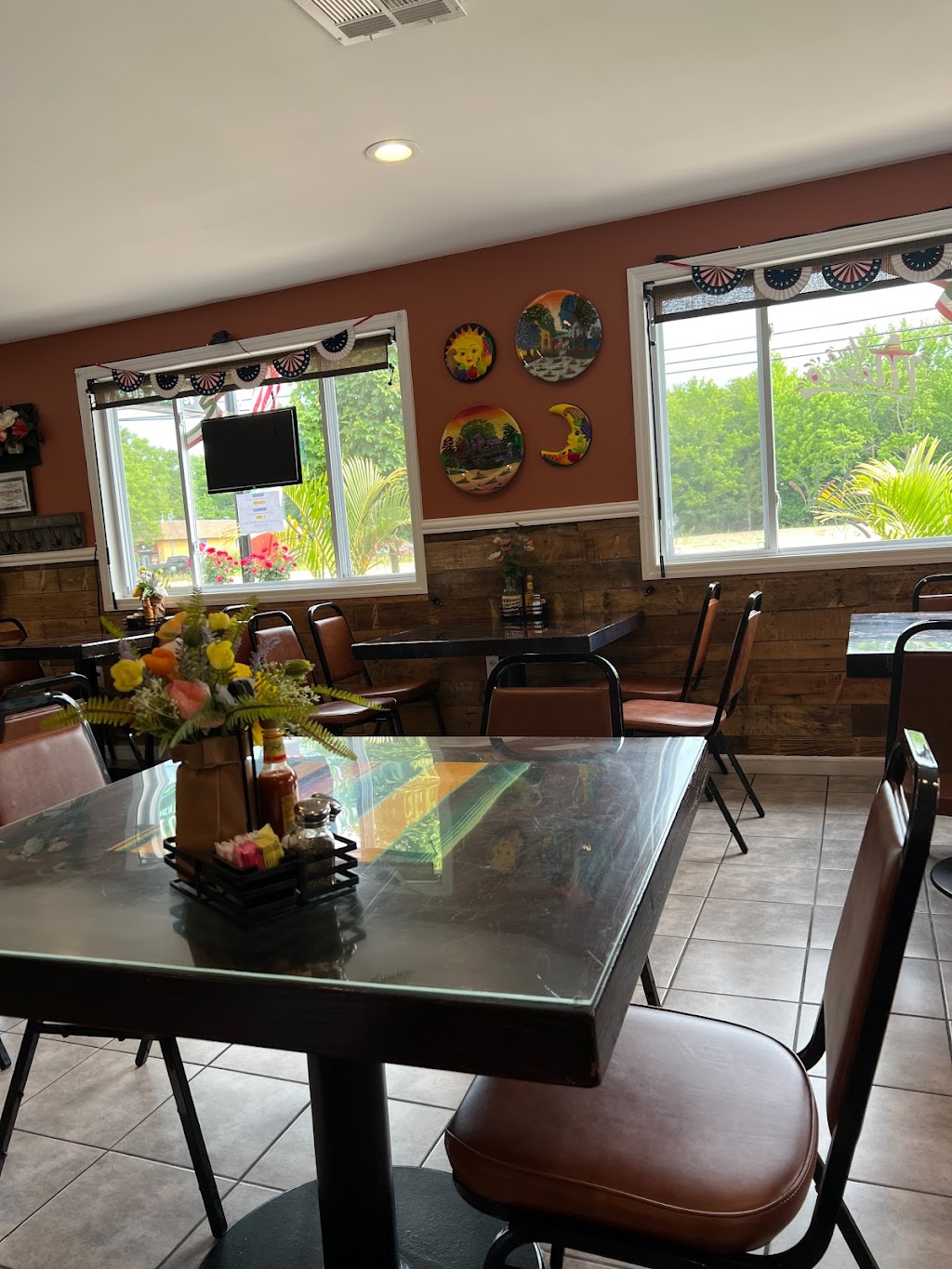La Cabañita Mexican Restaurant | 621 E Bay Ave, Manahawkin, NJ 08050 | Phone: (609) 488-2056