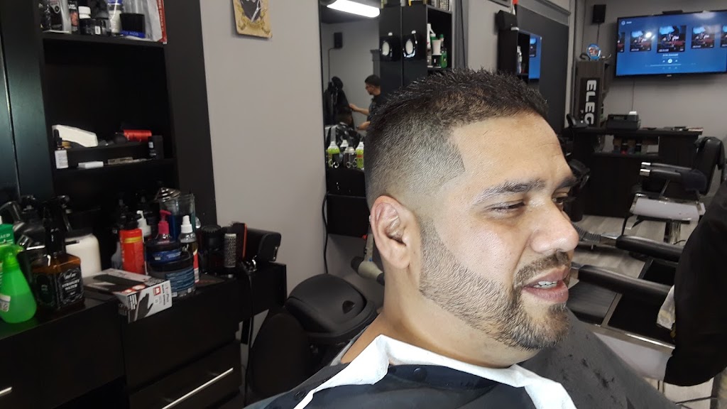 Gentlemens Barber Shop LLC Dover NJ | 165 E Blackwell St, Dover, NJ 07801 | Phone: (973) 343-7705