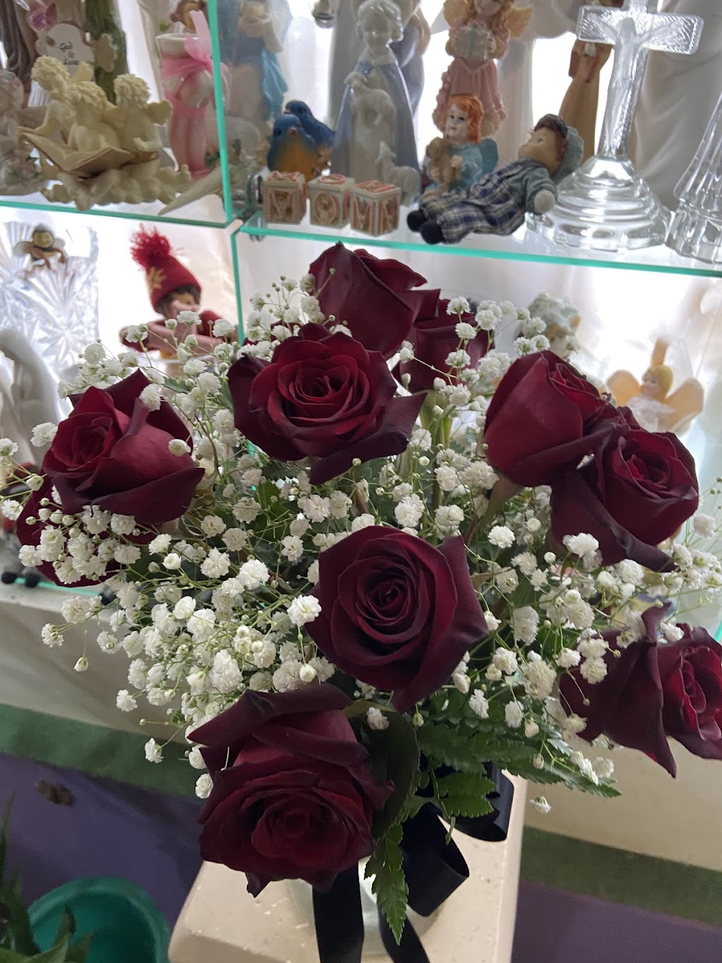 Alisa Florals | 541 W Main St, Millville, NJ 08332 | Phone: (856) 825-1316
