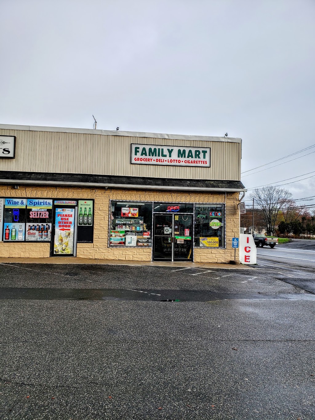 Family Mart | 561 New Haven Ave, Milford, CT 06460 | Phone: (203) 693-3666