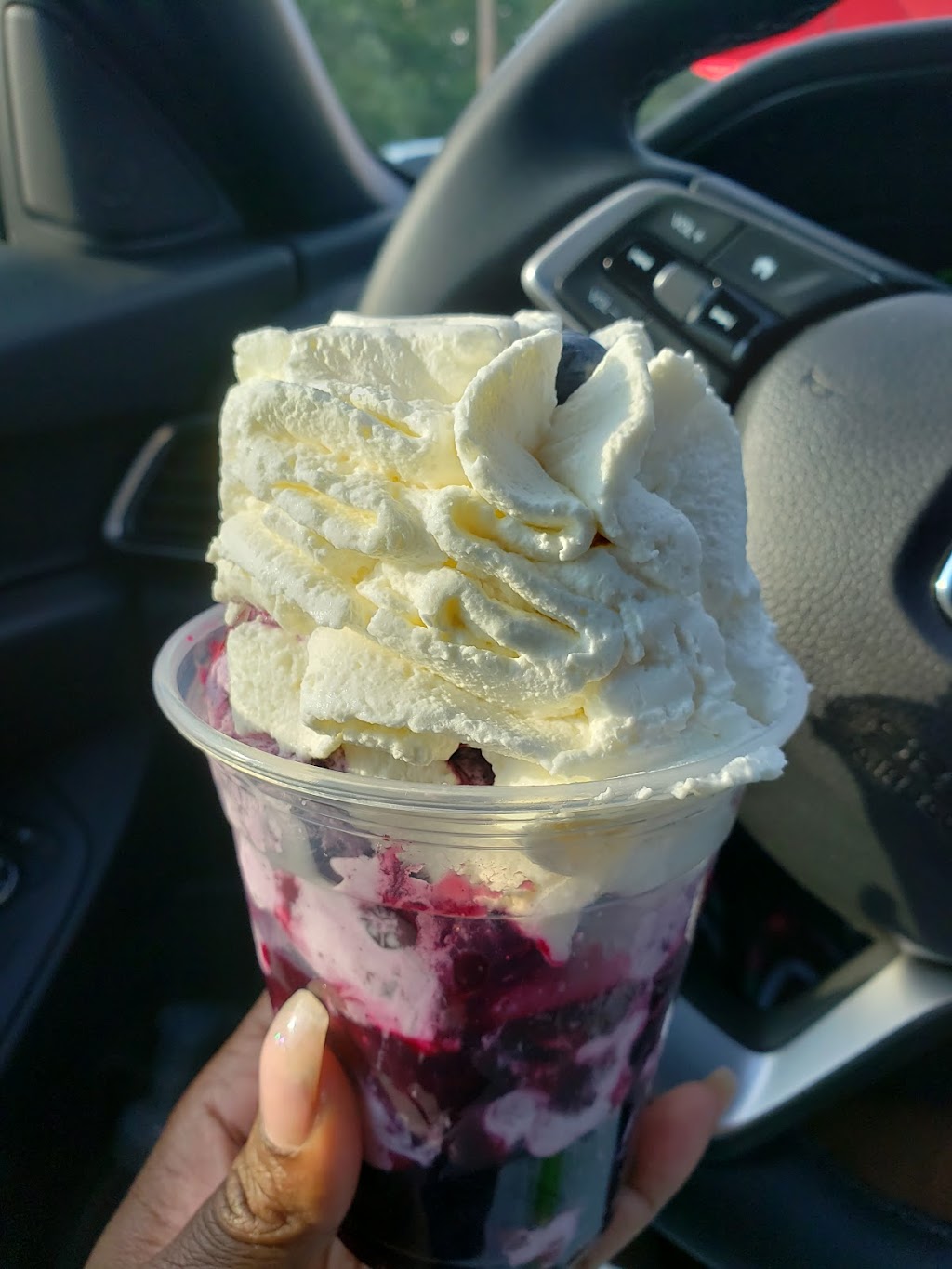 Royale Crown Homemade Ice Cream and Grille | 1051 S White Horse Pike, Hammonton, NJ 08037 | Phone: (609) 561-4423