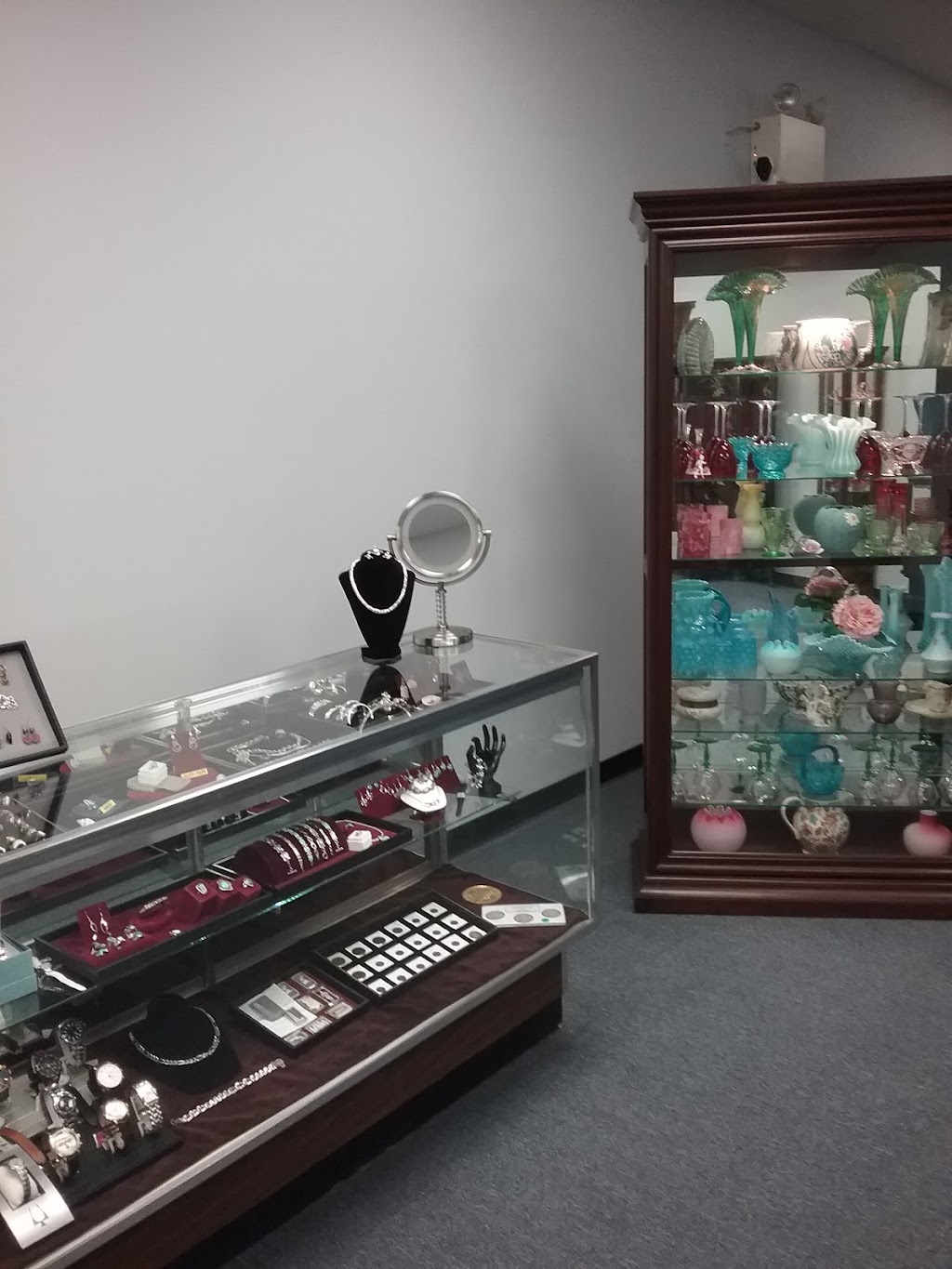 JC Klein Estate Jewelry and Antiques | 433 US-202, Flemington, NJ 08822 | Phone: (908) 824-7042