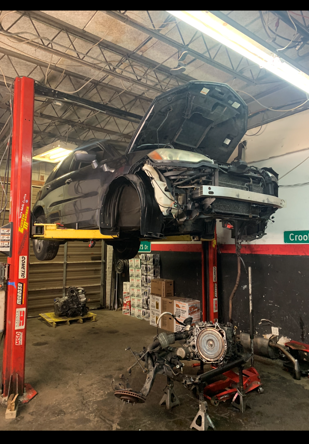 Brothers Truck & Auto Services | 54 Penataquit Ave unit b, Bay Shore, NY 11706 | Phone: (631) 624-4030