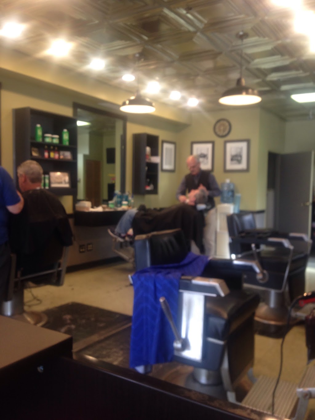 This Is It Barber Shop | 5266 Arthur Kill Rd, Staten Island, NY 10307 | Phone: (718) 966-7817